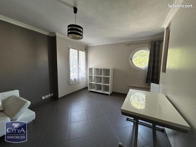 Studio 1 pièce 24 m²