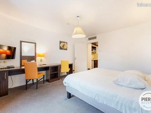 Studio 1 pièce 24 m²
