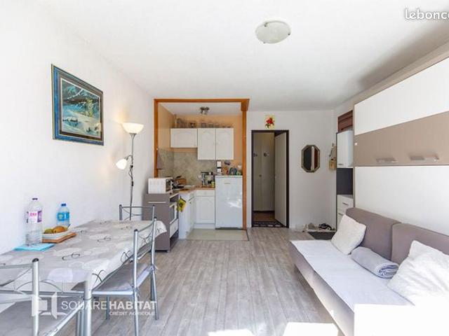 Studio 1 pièce 24 m²