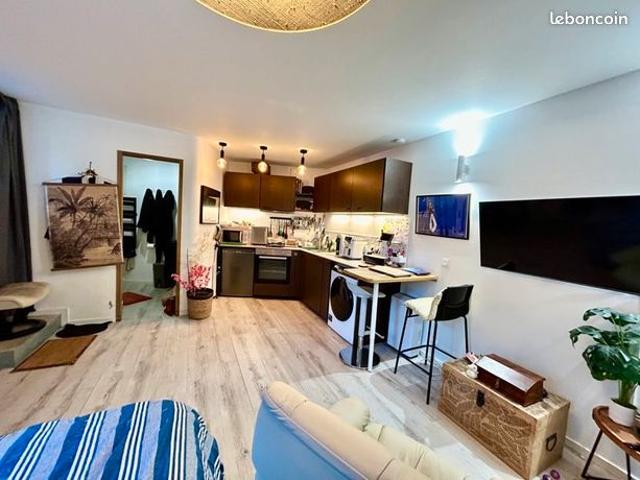 Studio 1 pièce 24 m²