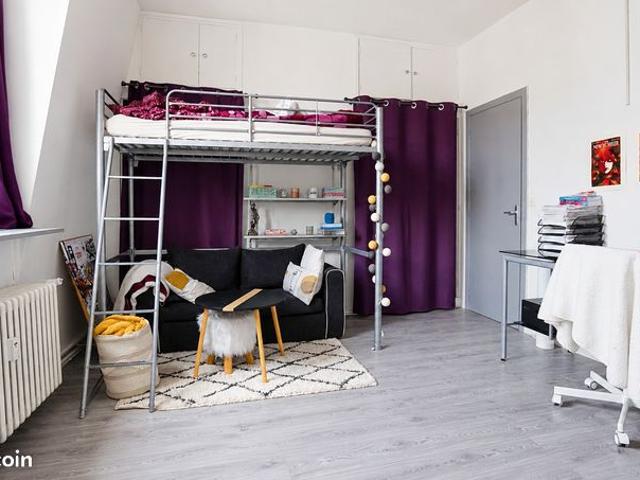 Studio 1 pièce 24 m²