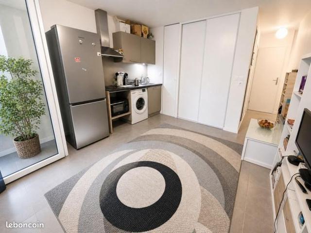 Studio 1 pièce 24 m²