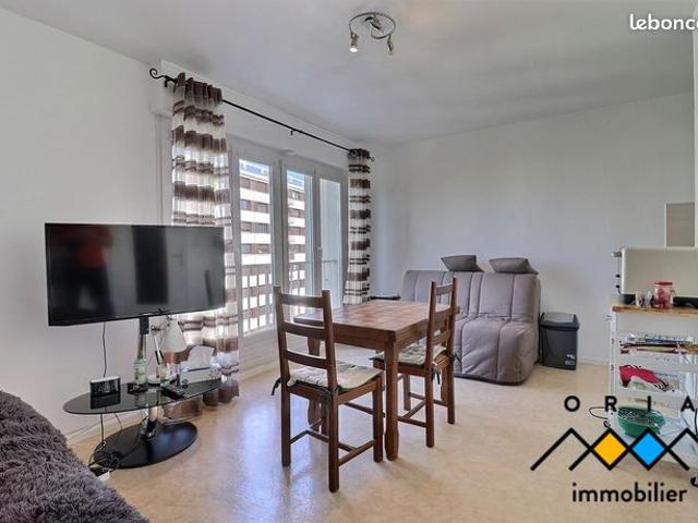 Studio 1 pièce 24 m²