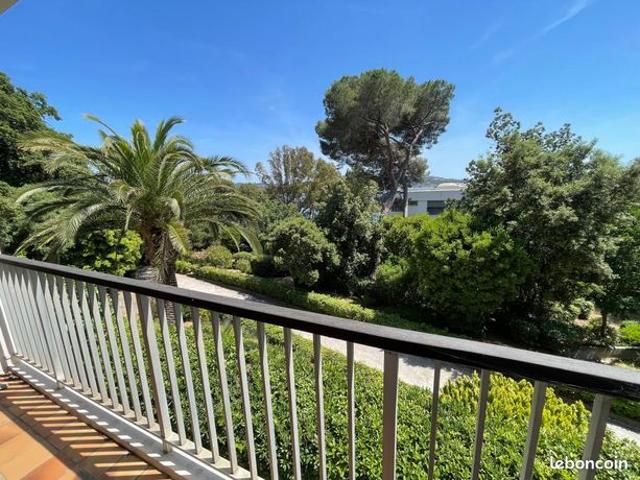 Studio 1 pièce 24 m²