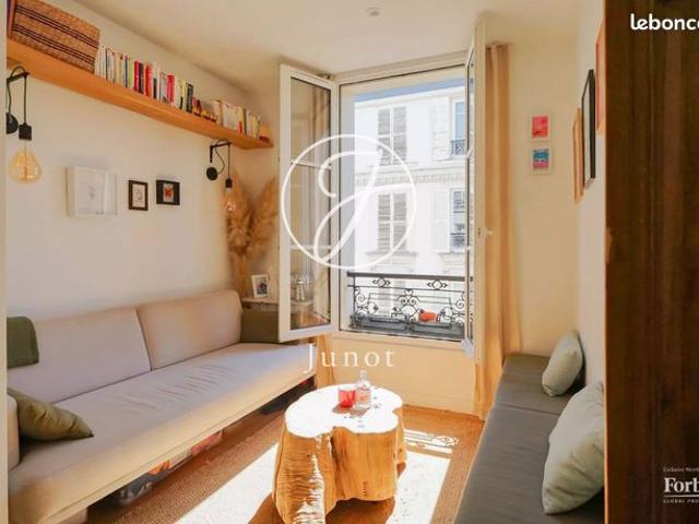Studio 1 pièce 24 m²