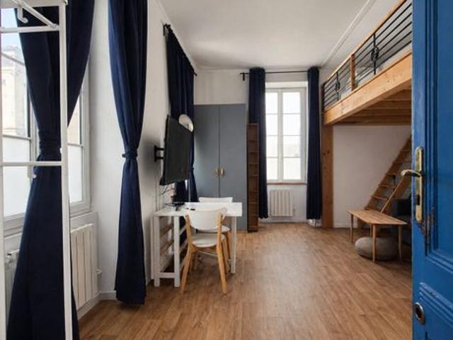 Studio 1 pièce 24 m²