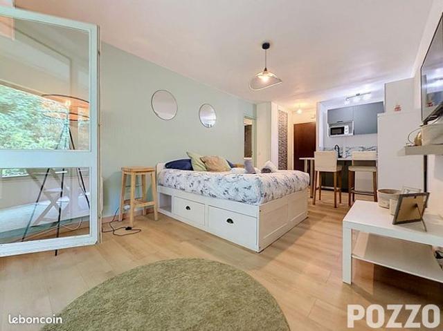Studio 1 pièce 24 m²
