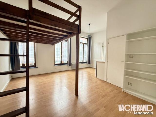 Studio 1 pièce 24 m²