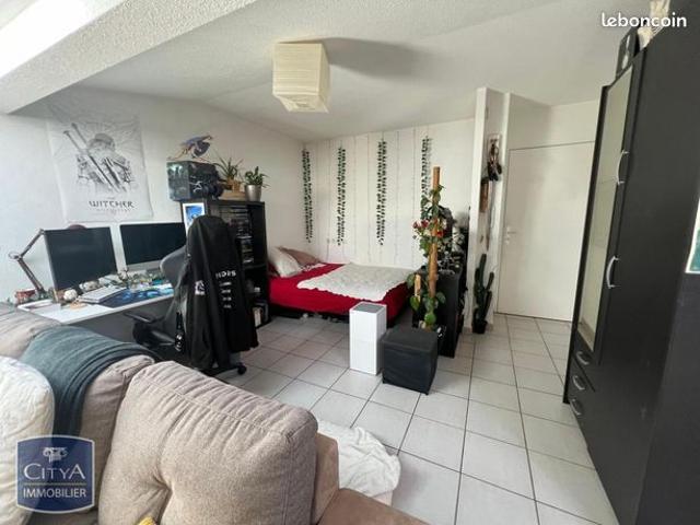 Studio 1 pièce 24 m²