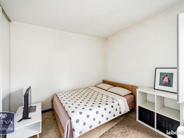 Studio 1 pièce 24 m²