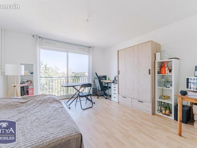 Studio 1 pièce 24 m²