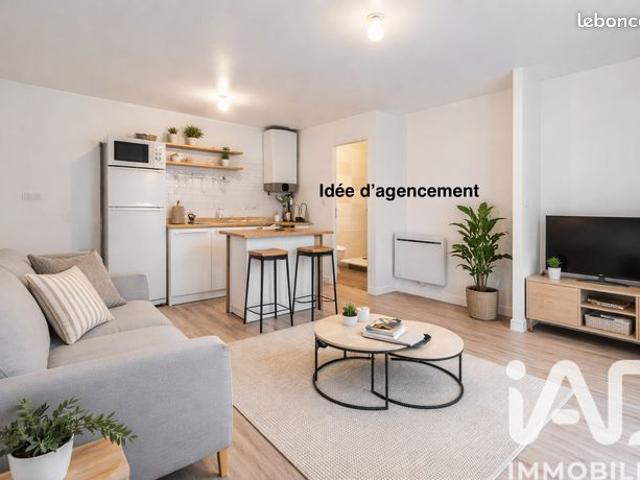 Studio 1 pièce 24 m²
