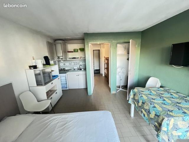 Studio 1 pièce 24 m²