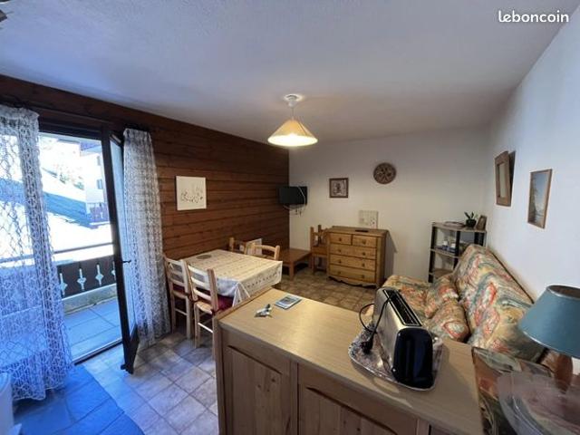 Studio 1 pièce 24 m²