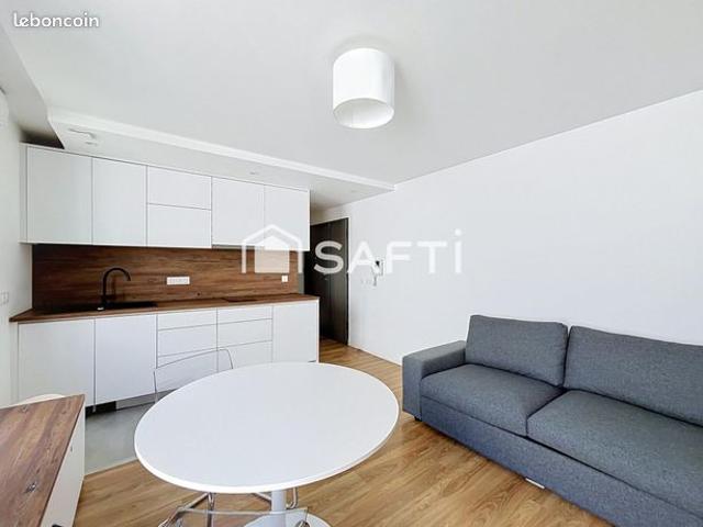 Studio 1 pièce 24 m²