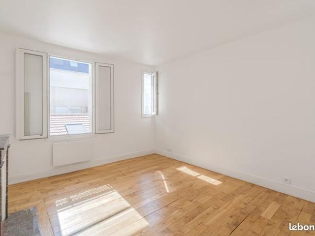 Studio 1 pièce 24 m²