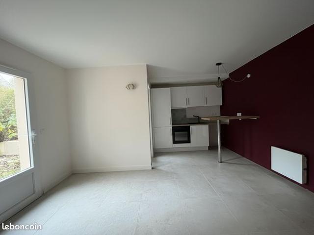 Studio 1 pièce 24 m²