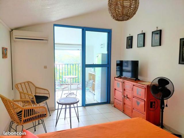 Studio 1 pièce 24 m²