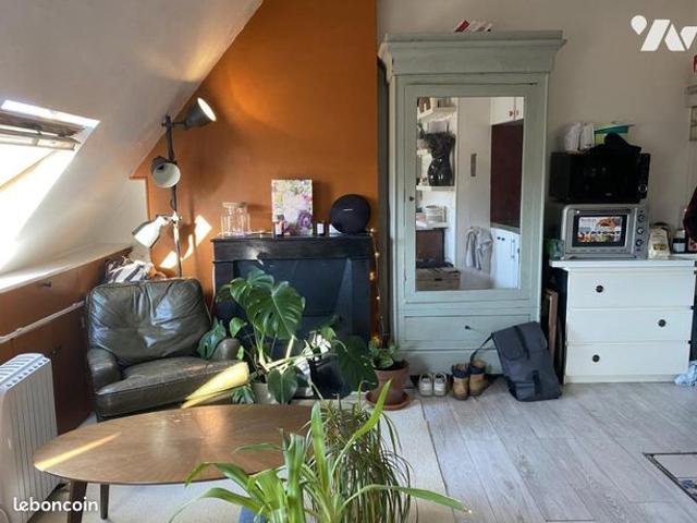 Studio 1 pièce 24 m²