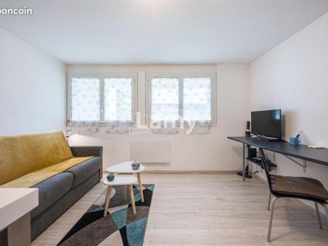 Studio 1 pièce 24 m²