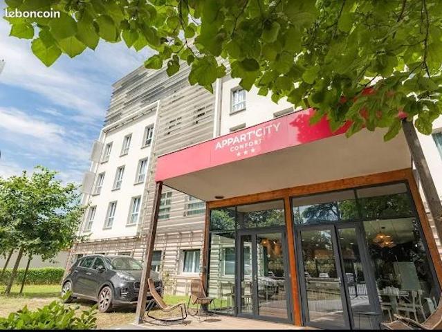 Studio 1 pièce 24 m²