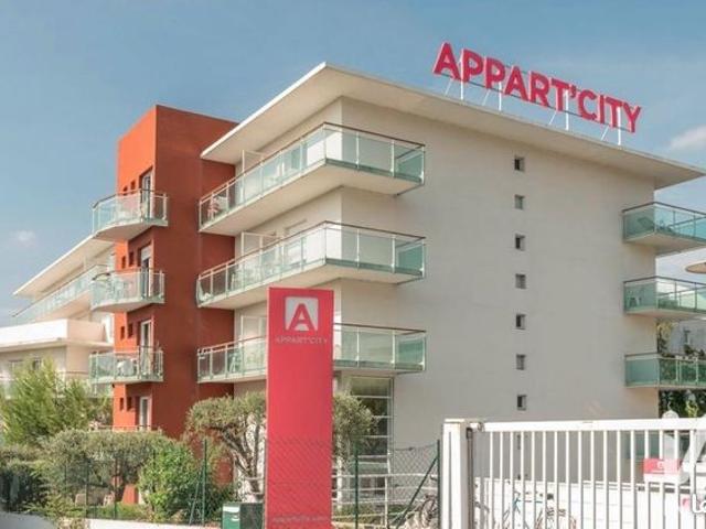 Studio 1 pièce 24 m²
