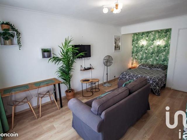 Studio 1 pièce 24 m²