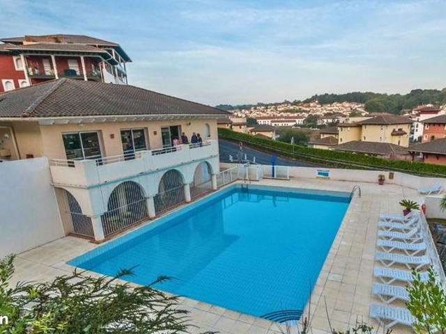 Studio 1 pièce 24 m²