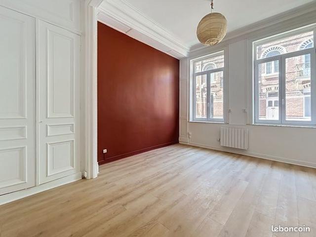 Studio 1 pièce 24 m²