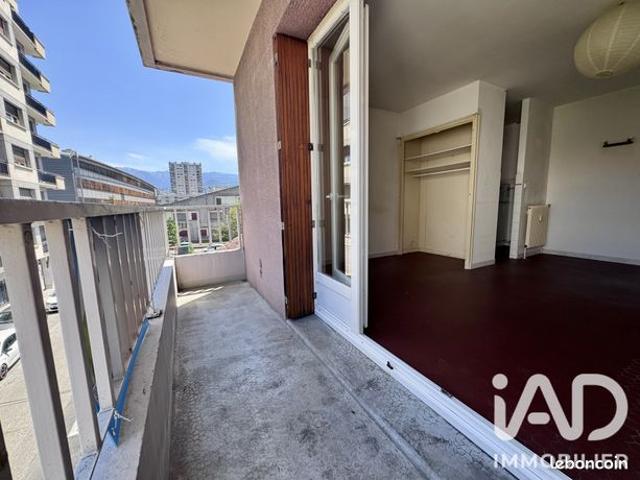 Studio 1 pièce 24 m²