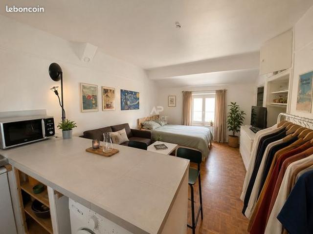 Studio 1 pièce 24 m²