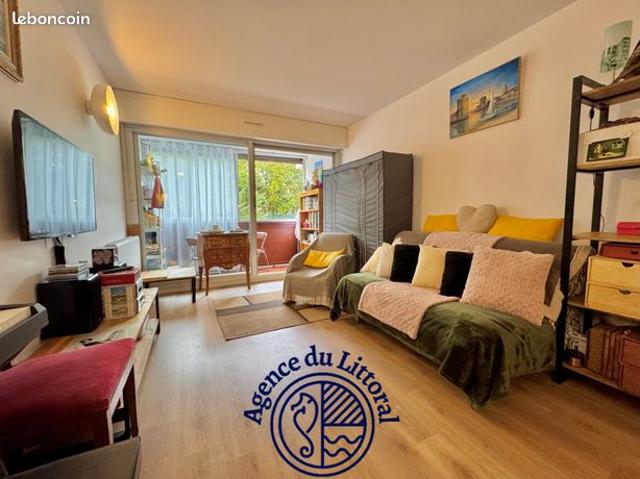 Studio 1 pièce 24 m²