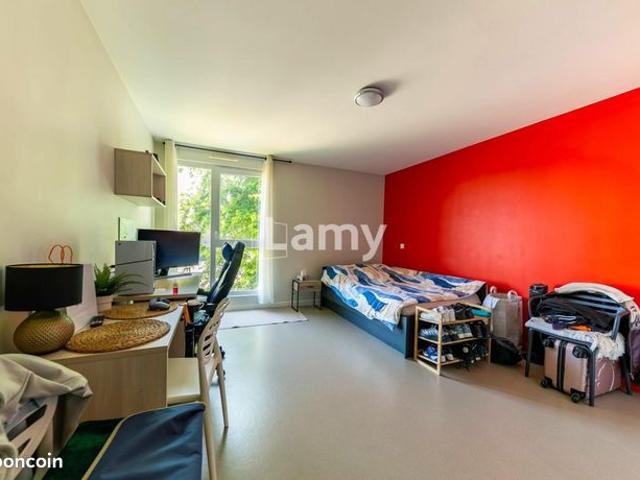 Studio 1 pièce 24 m²