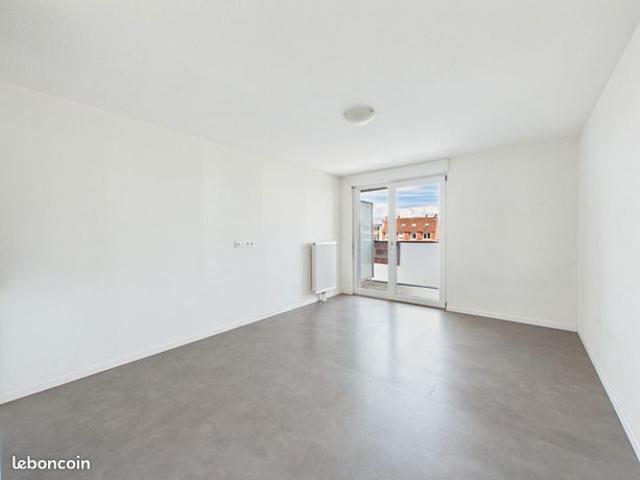 Studio 1 pièce 24 m²