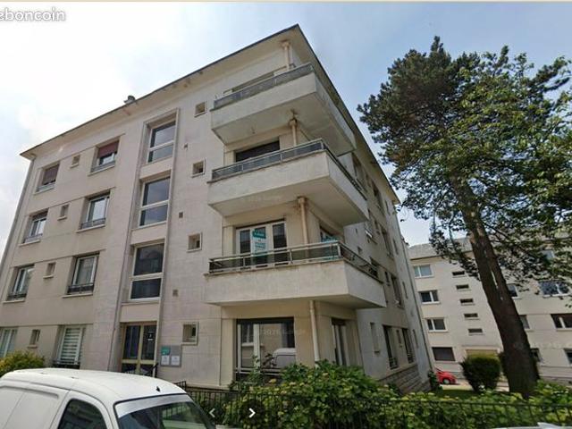Studio 1 pièce 24 m²