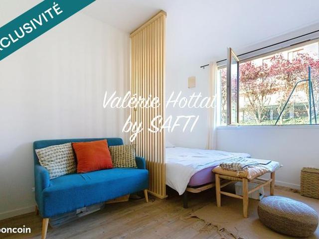 Studio 1 pièce 24 m²