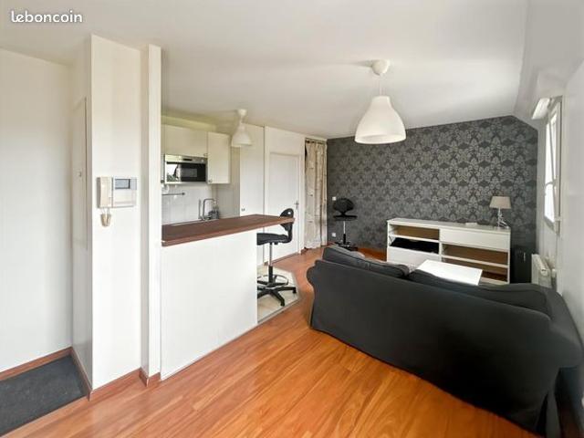 Studio 1 pièce 24 m²