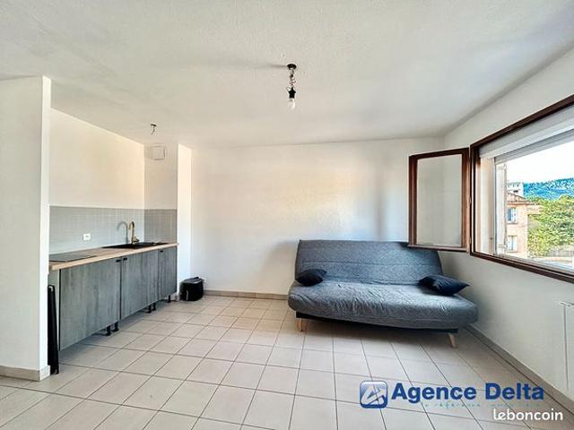 Studio 1 pièce 24 m²