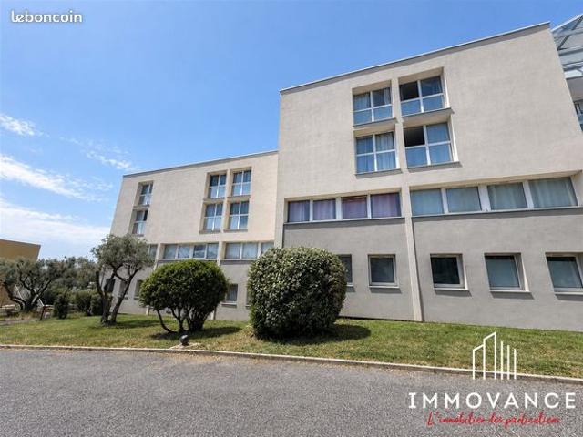Studio 1 pièce 24 m²