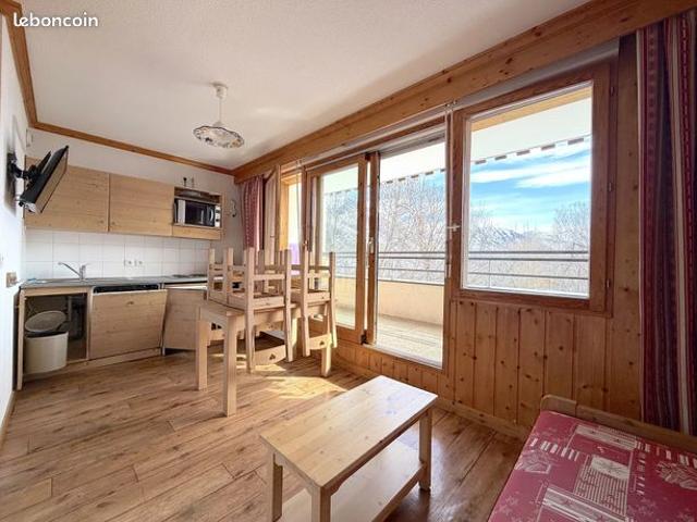 Studio 1 pièce 24 m²