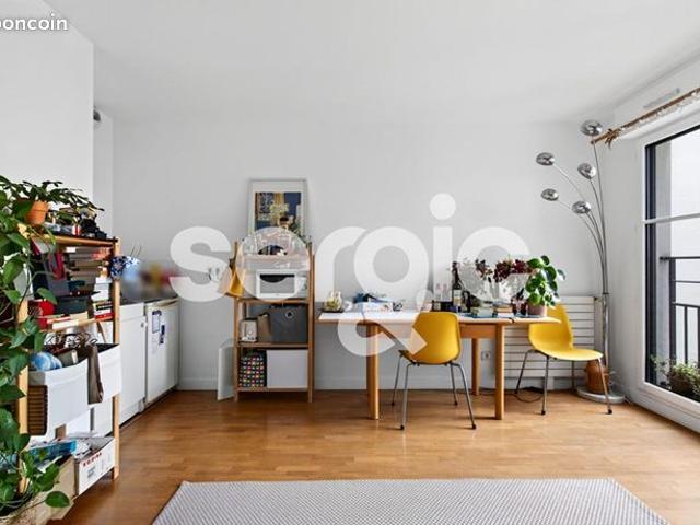 Studio 1 pièce 24 m²