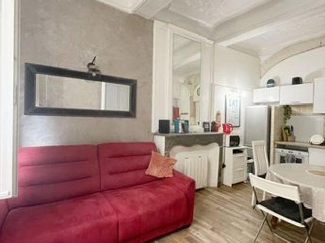 Studio 1 pièce 24 m²