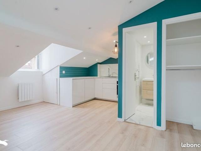 Studio 1 pièce 24 m²