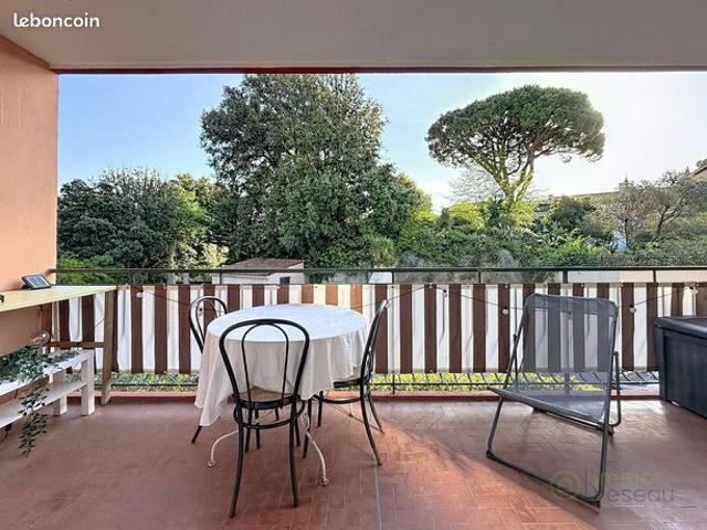 Studio 1 pièce 24 m²