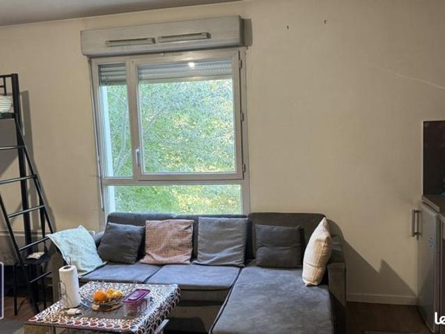 Studio 1 pièce 24 m²
