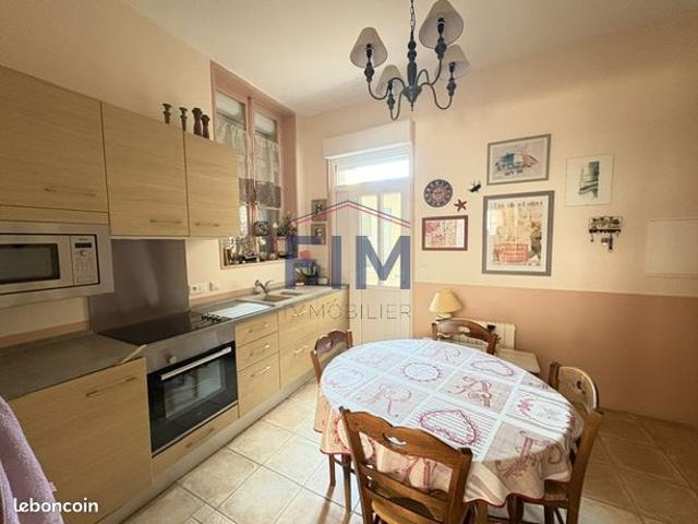 Studio 1 pièce 24 m²