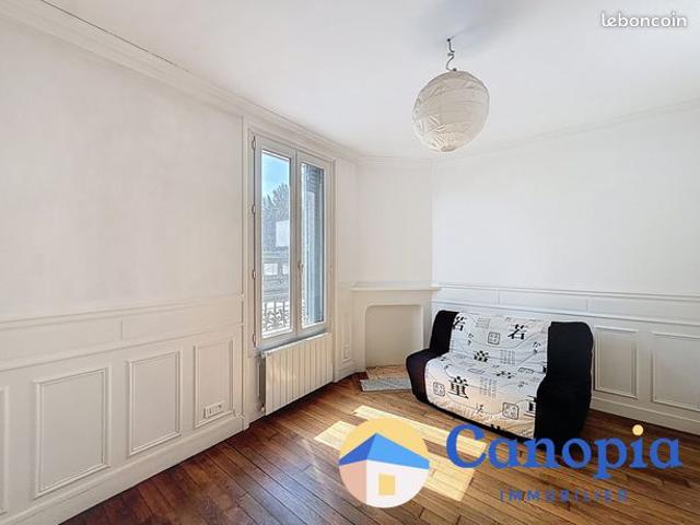 Studio 1 pièce 24 m²