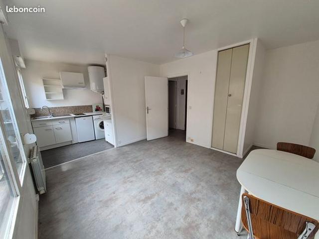 Studio 1 pièce 24 m²