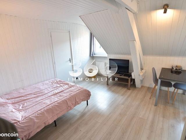 Studio 1 pièce 24 m²
