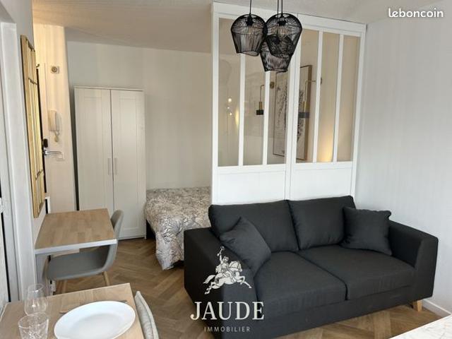 Studio 1 pièce 24 m²